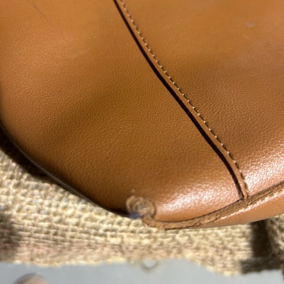 Elegant Tan Vegan Leather Tote Bag - Picture 9 of 9